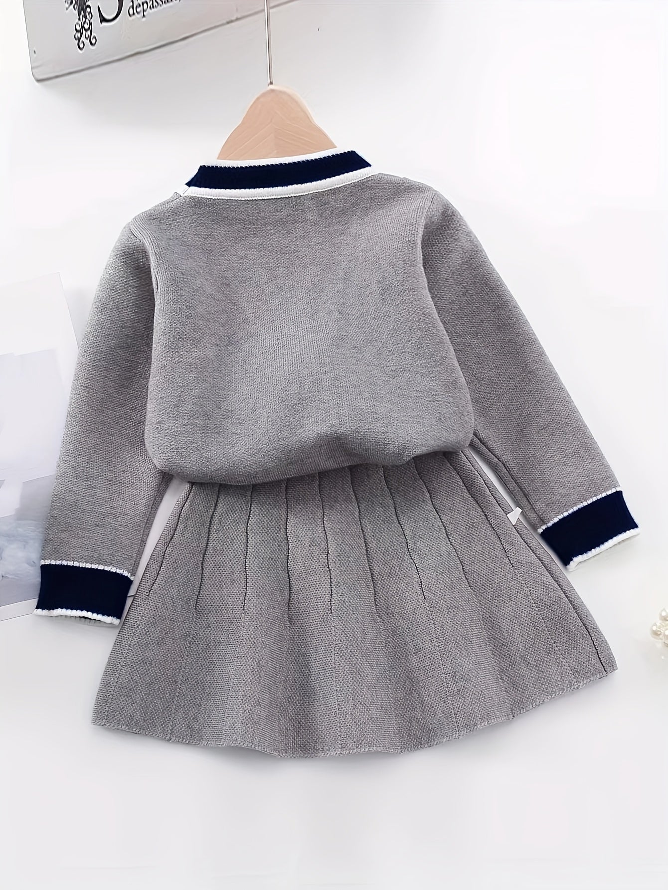 Girls’ Preppy Knit Cardigan & Skirt Set – V-Neck Button-Up Two-Piece Outfit