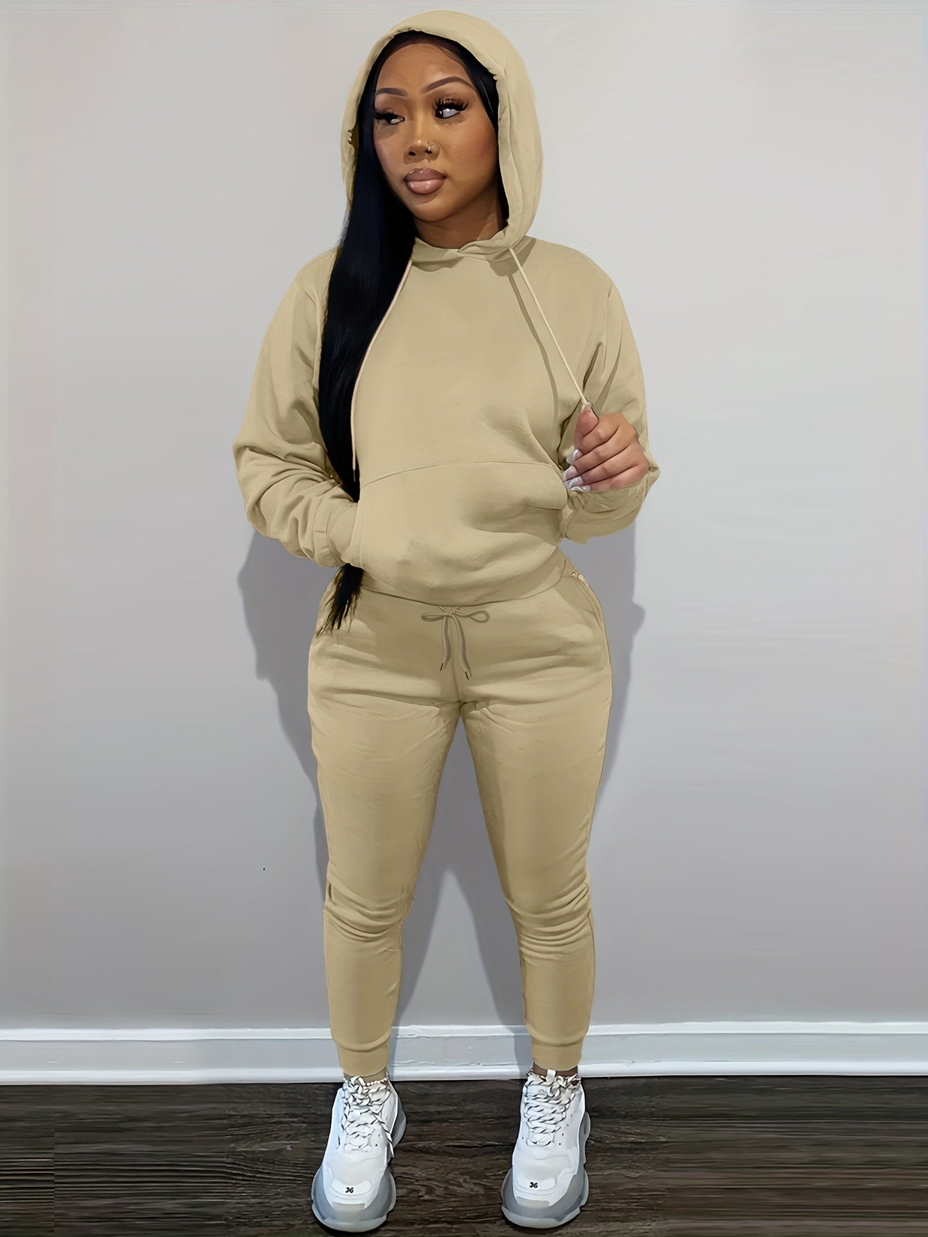 Women’s Relaxed Hoodie & Sweatpants Set – Casual Two-Piece Loungewear