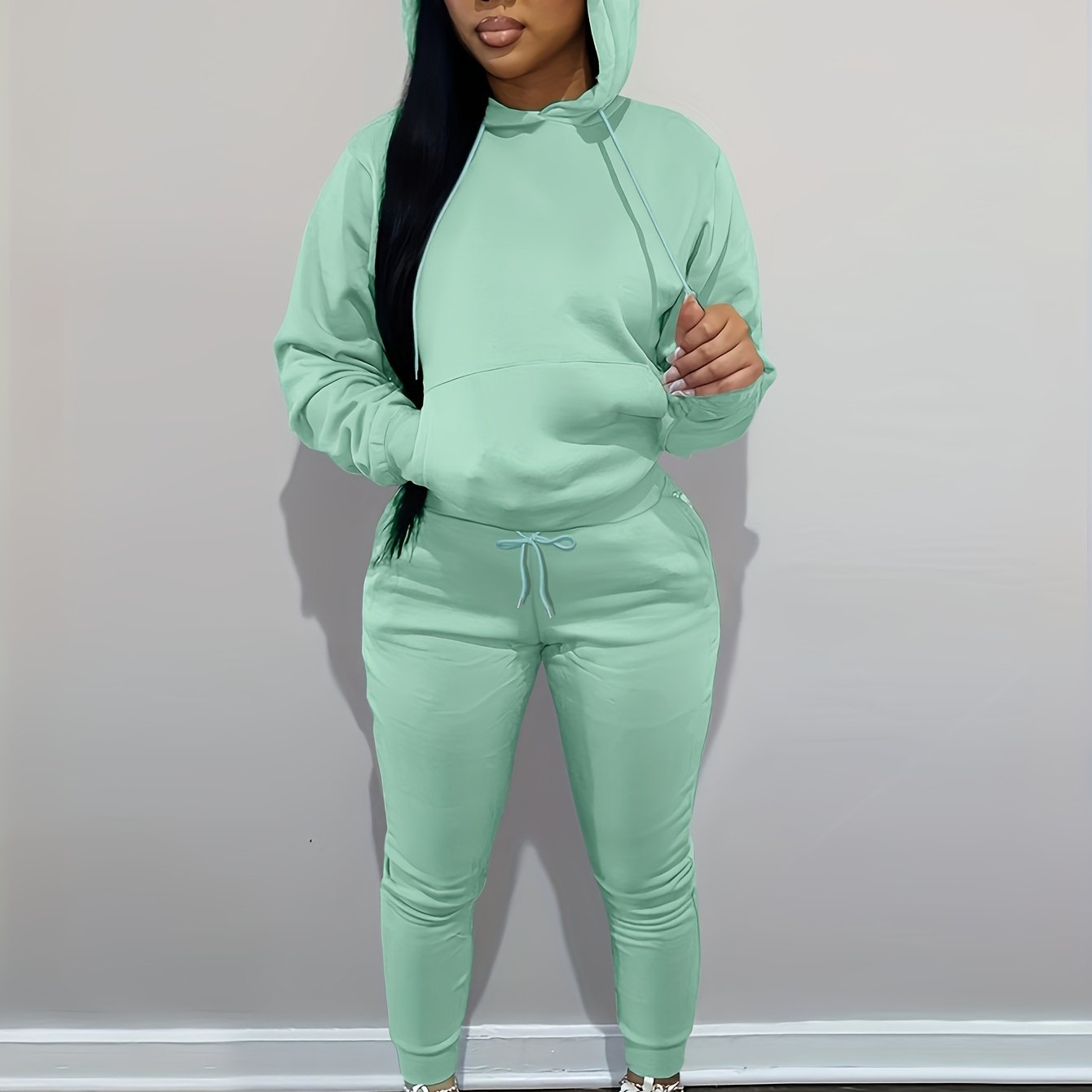 Women’s Relaxed Hoodie & Sweatpants Set – Casual Two-Piece Loungewear