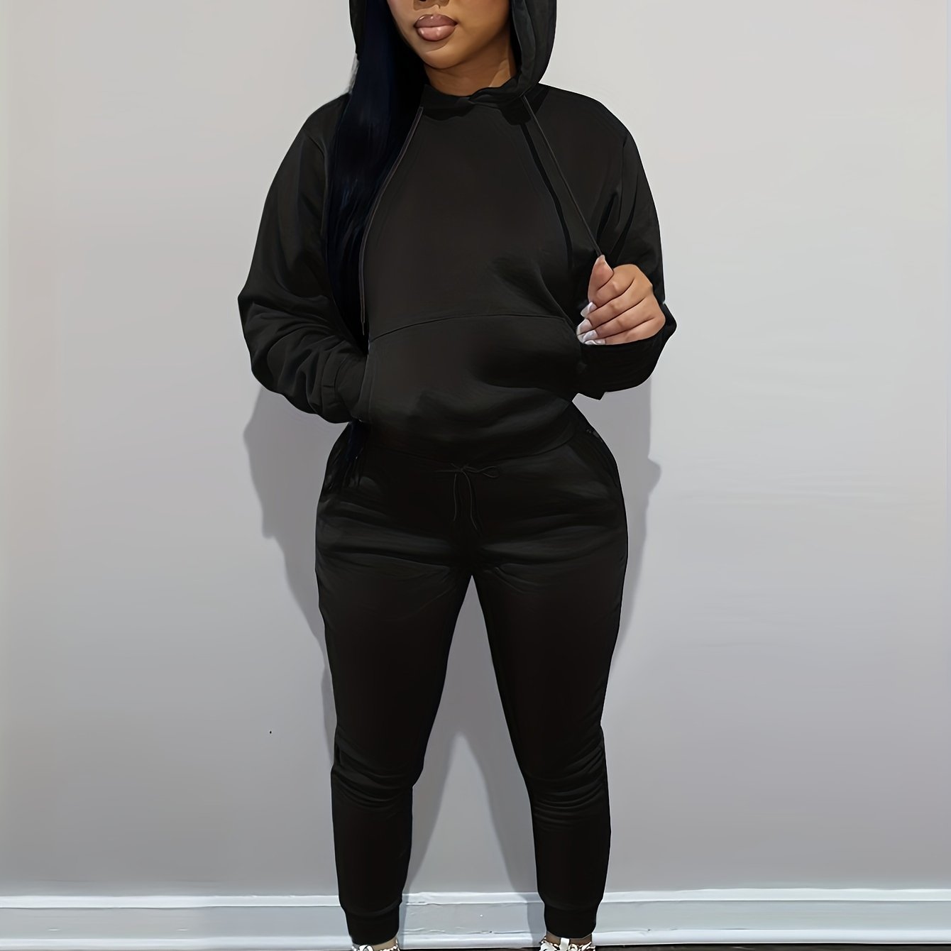 Women’s Relaxed Hoodie & Sweatpants Set – Casual Two-Piece Loungewear