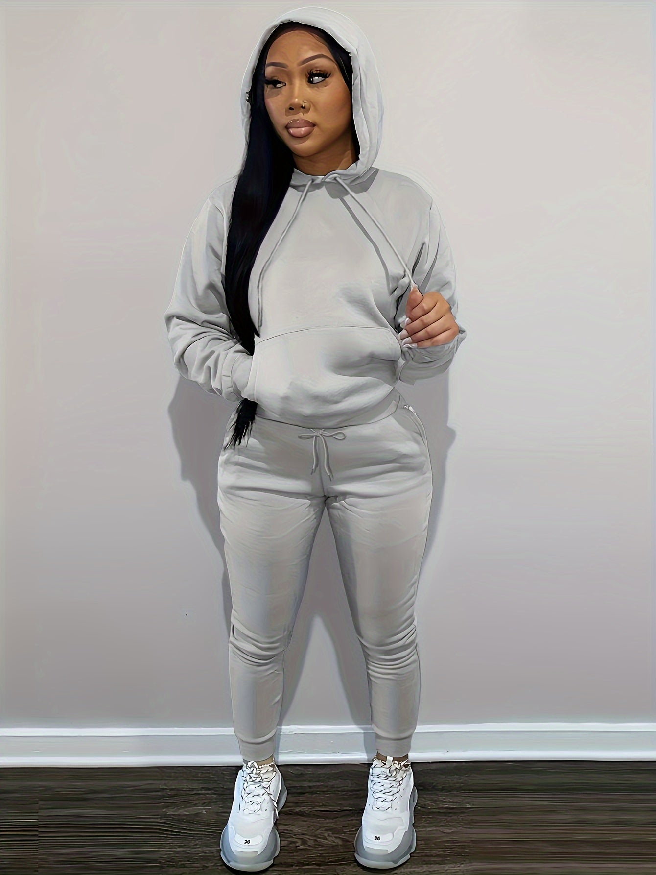 Women’s Relaxed Hoodie & Sweatpants Set – Casual Two-Piece Loungewear